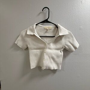 Ribbed Button-Front Cropped Knit Top in Cream